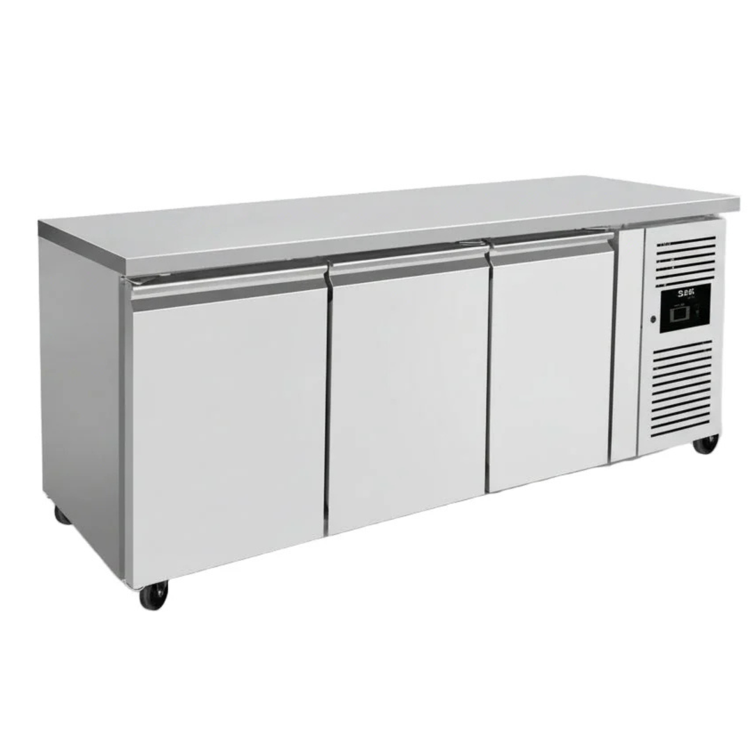 KRD Commercial Refrigerated Counter 3 Door Ventilated Depth 700mm 465Litres designed for efficient commercial kitchen use.