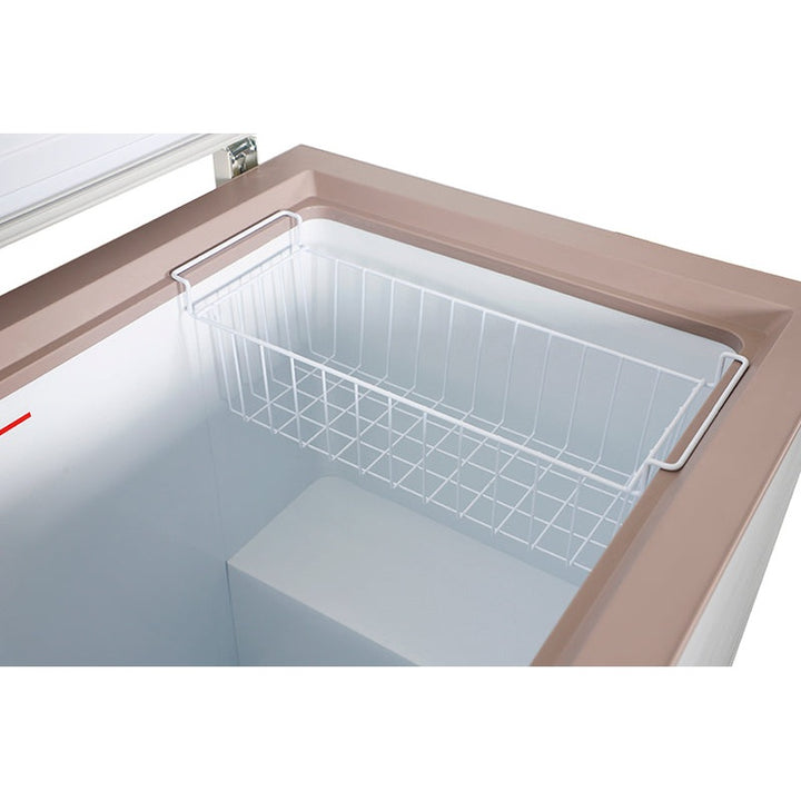 KRD Commercial Chest Freezer 278 Litres Solid Lid 1115x653x835mm White BD-299k