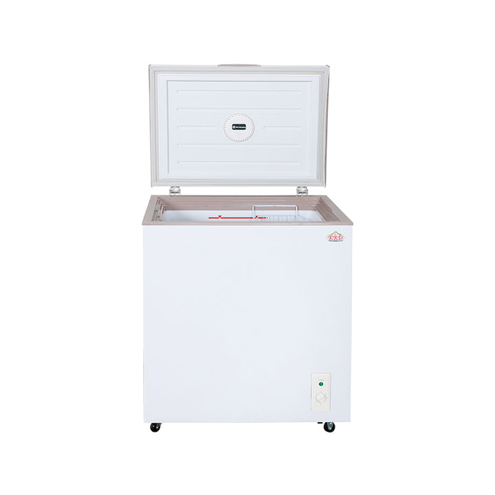 KRD Commercial Chest Freezer 144 Litres Solid Lid 710x540x835mm White BD-155k