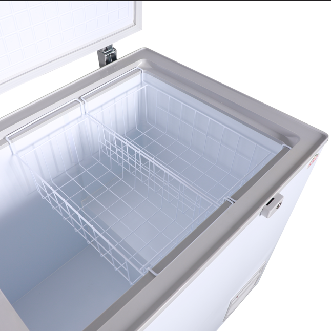 KRD Commercial Chest freezer 171cm Twin Lid 551 Litres BD650