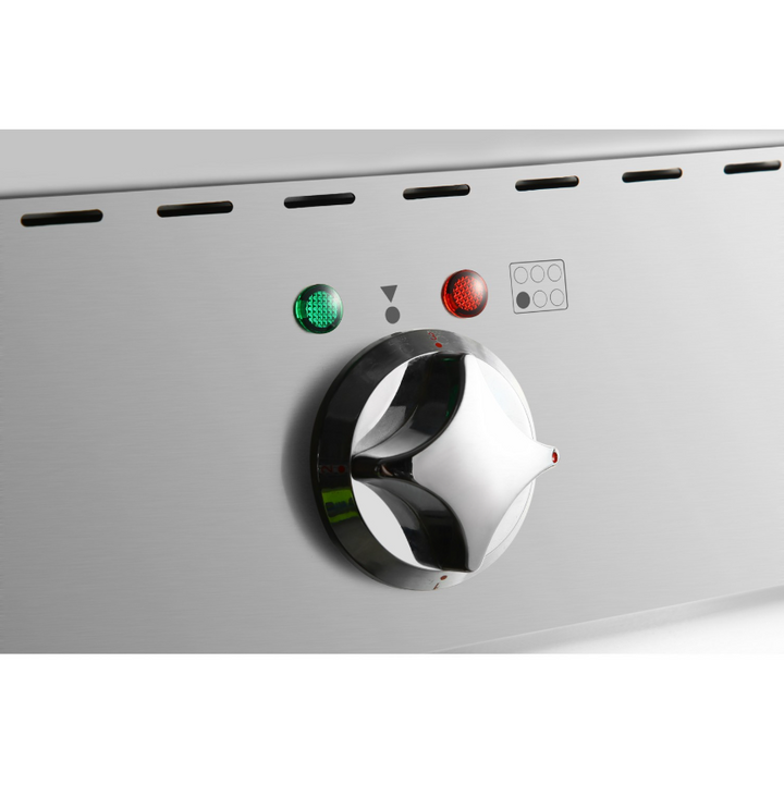 KRD Commercial Electric boiling top 4 plates 8kW Countertop HRQ605E control panel with thermostat and indicator lights.